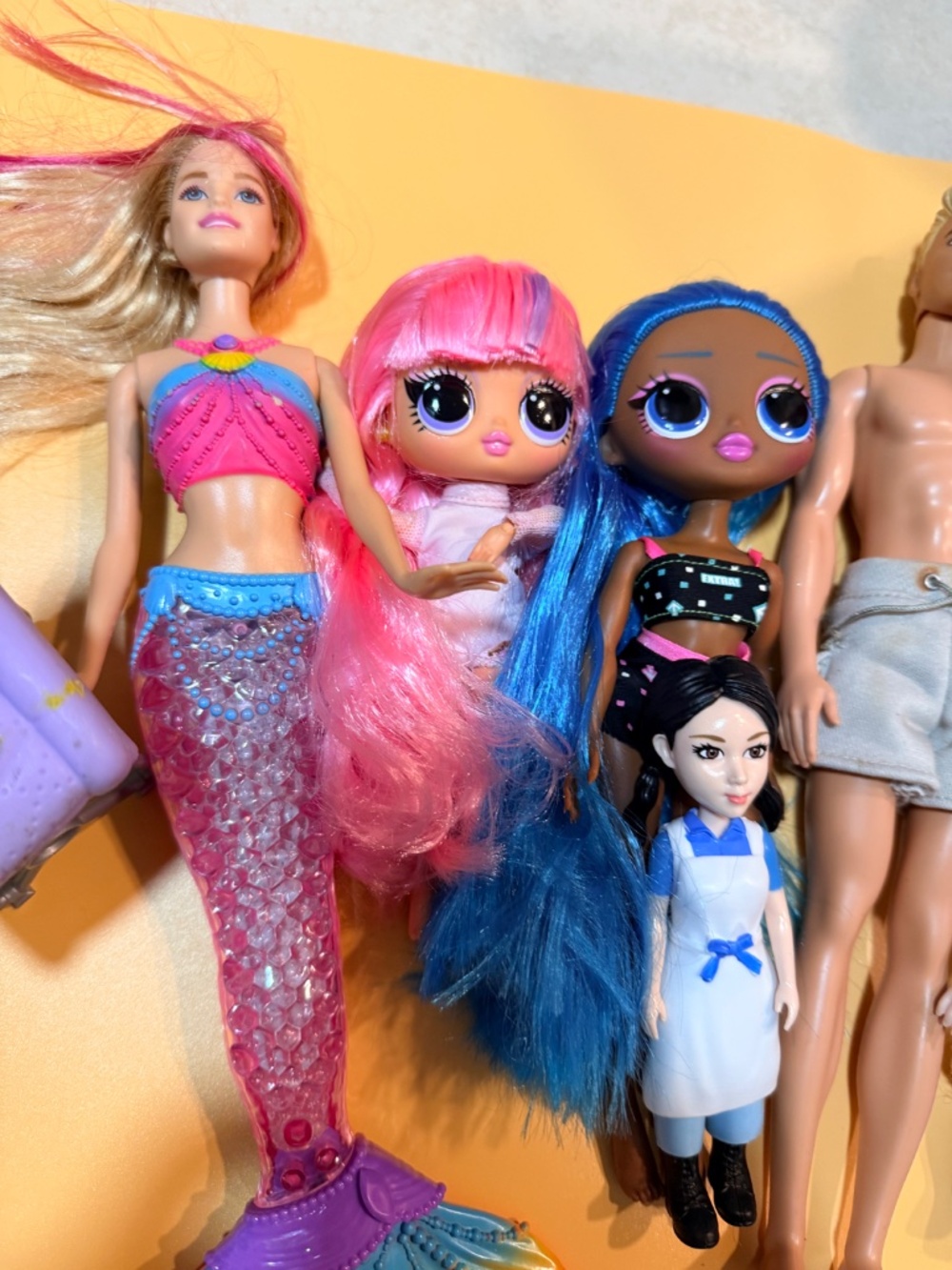 Barbie LOL OMG Doll Bundle Wardrobe Closet Accessories Lot - Picture 2 of 7